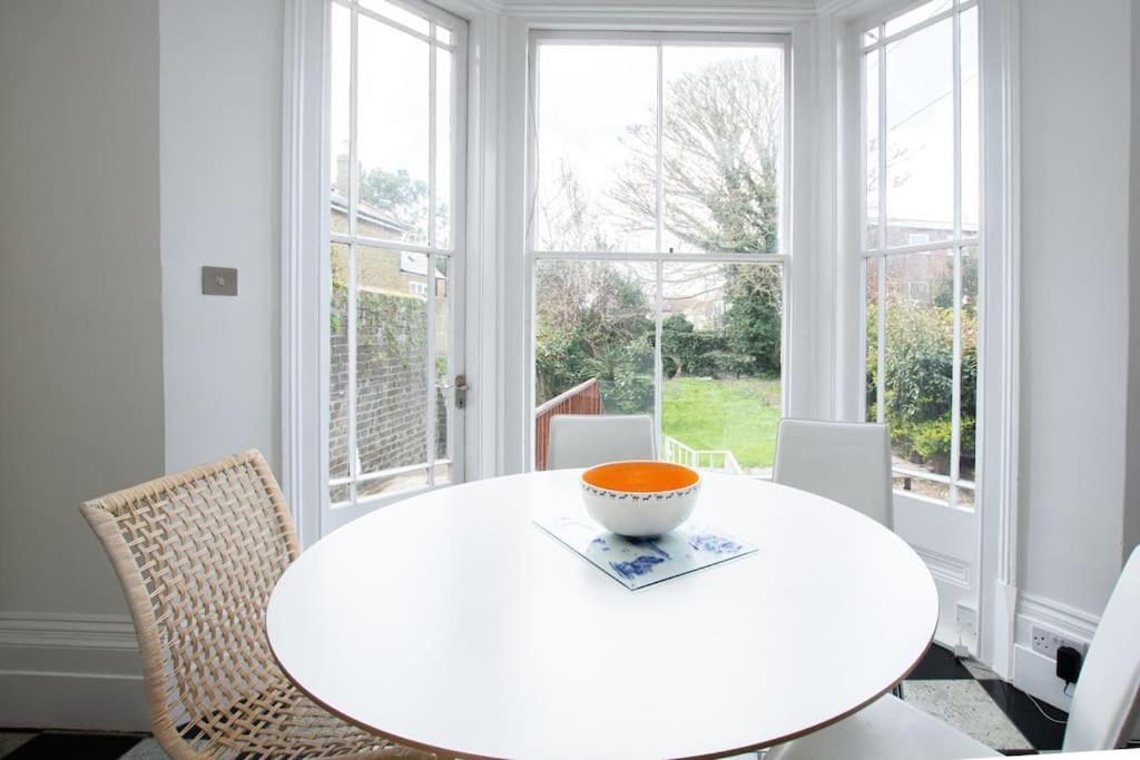 Stunning Large Victorian Maisonette With Sea View Deal Exterior photo